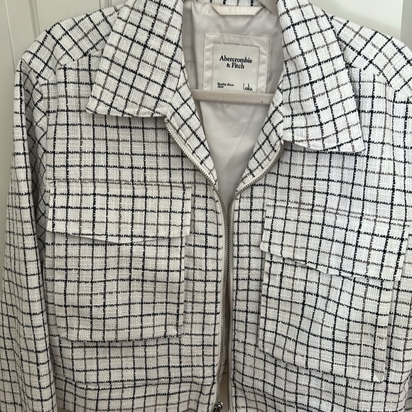 Abercrombie & Fitch - cropped tweed jacket - Picture 2 of 6